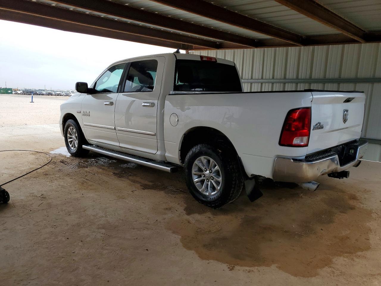 2016 Dodge RAM 1500 SLT