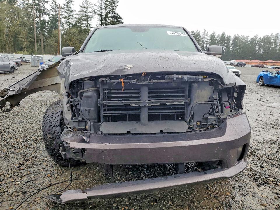 2014 Dodge RAM 1500 Sport