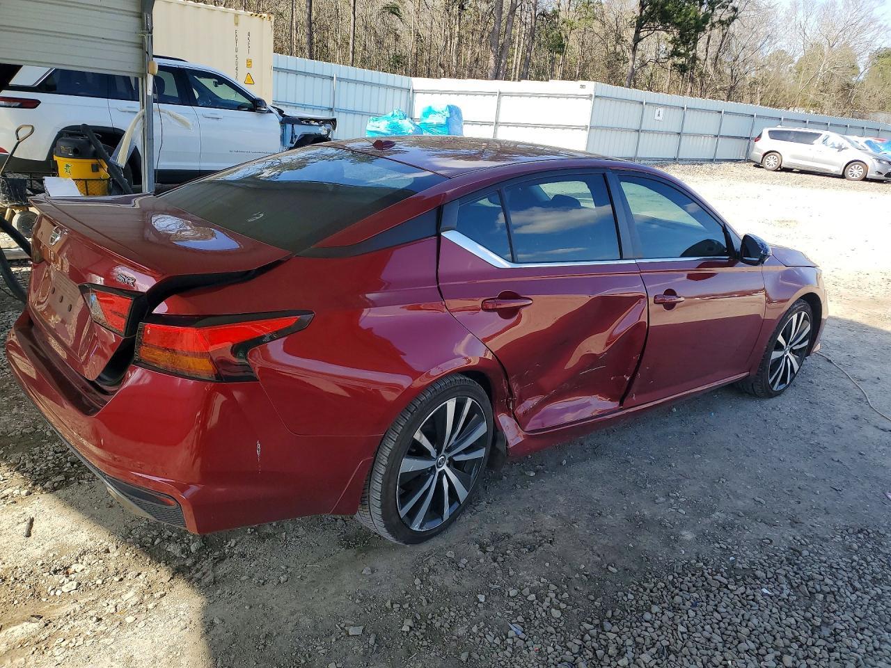 2020 Nissan Altima 2.5 sr