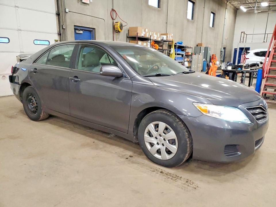 2010 Toyota Camry le