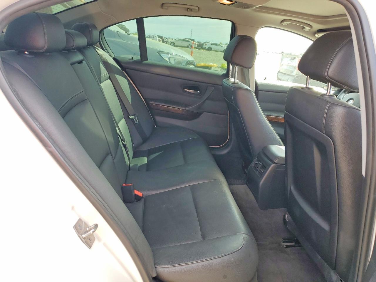 2011 BMW 328 i Sulev