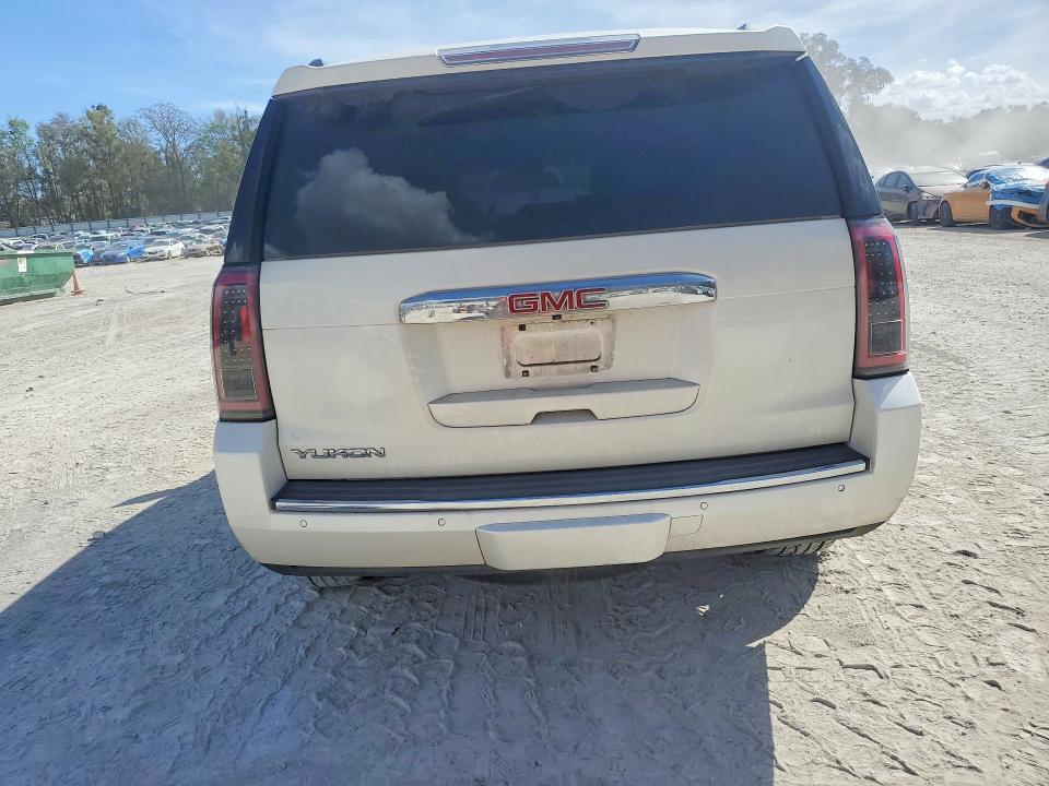 2015 GMC Yukon Denali