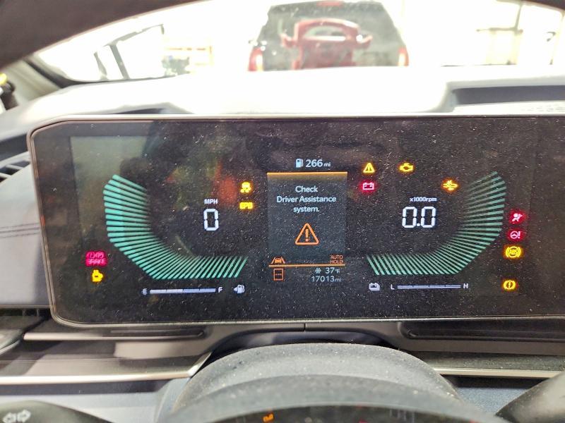 2025 KIA Carnival Hybrid ex