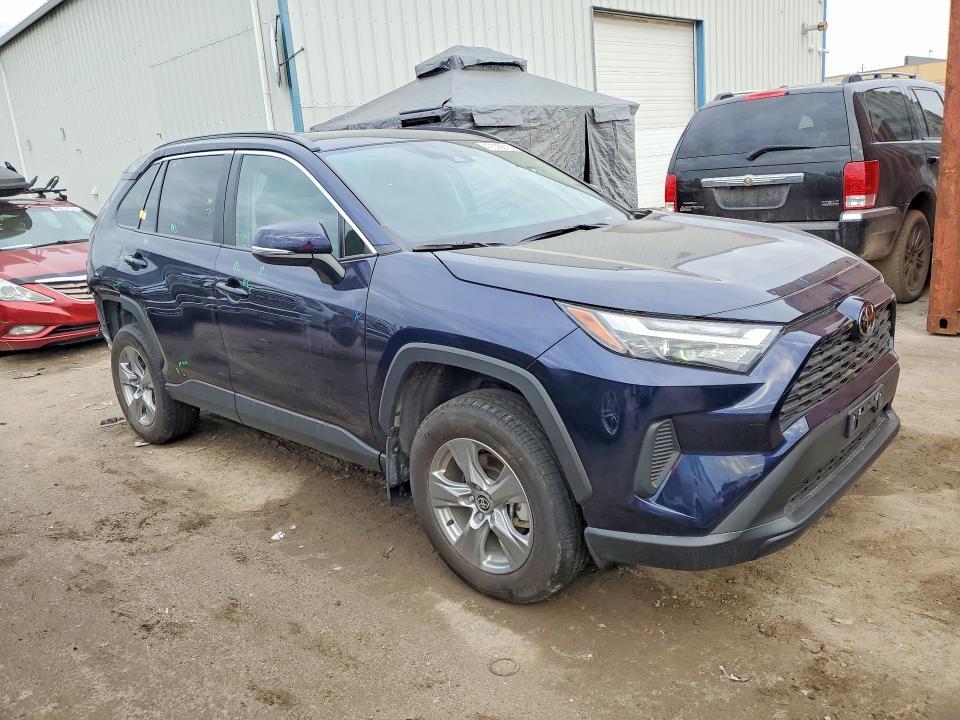 2025 Toyota Rav4 xle 4DR awd