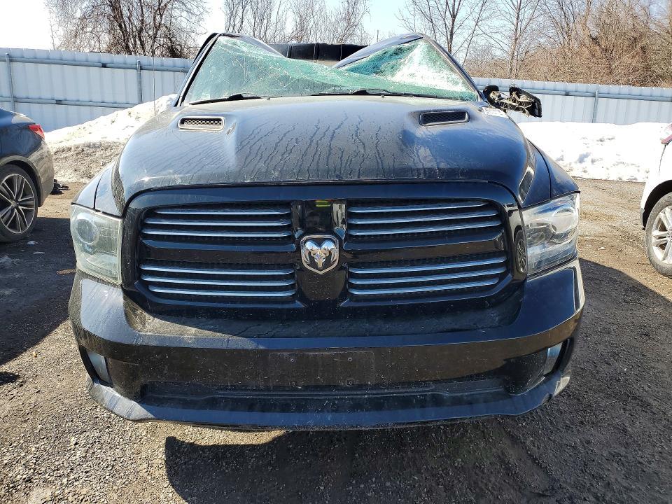 2015 Dodge RAM 1500 Sport