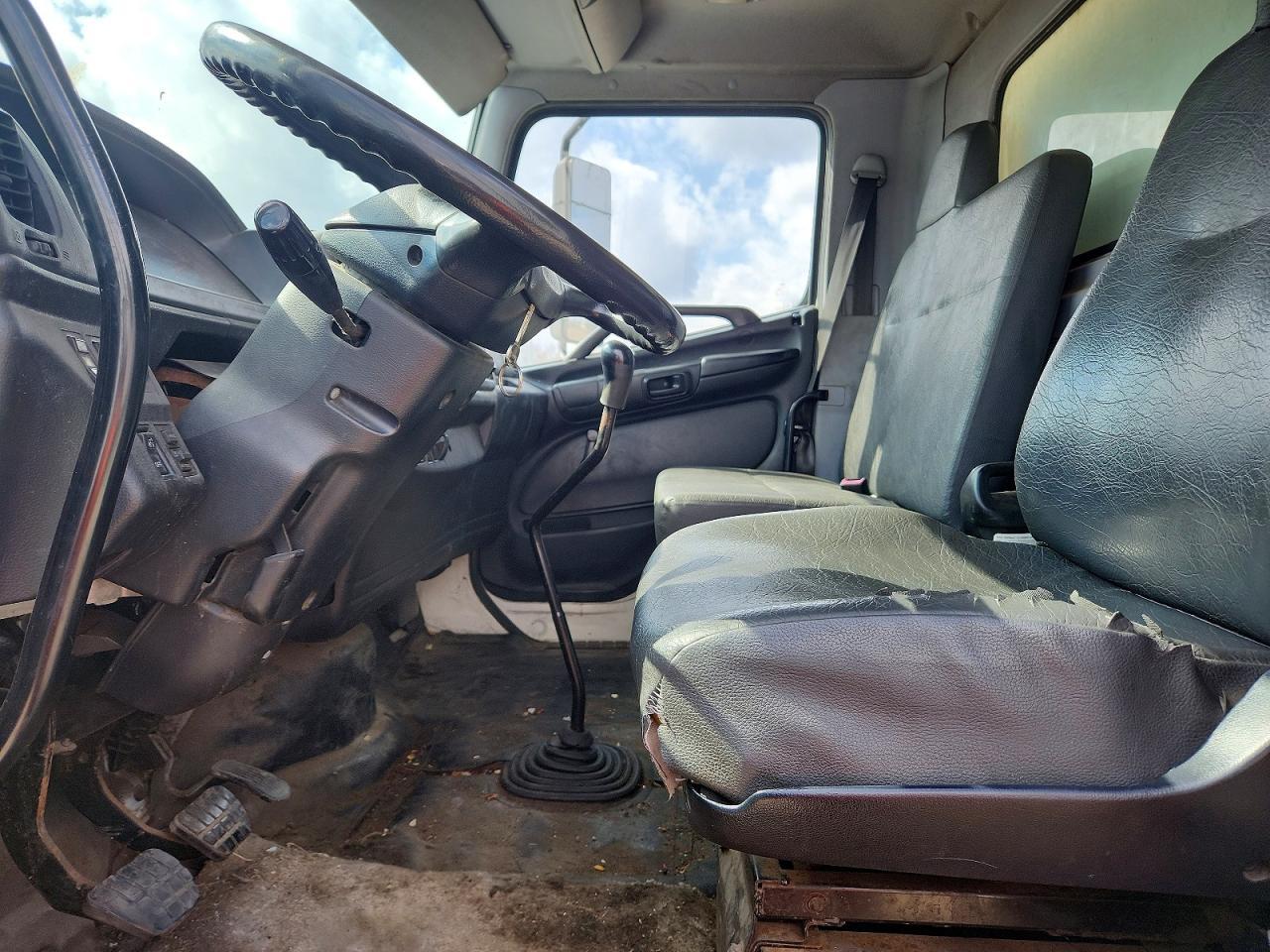 2010 Hino 258/268 BOX Truck