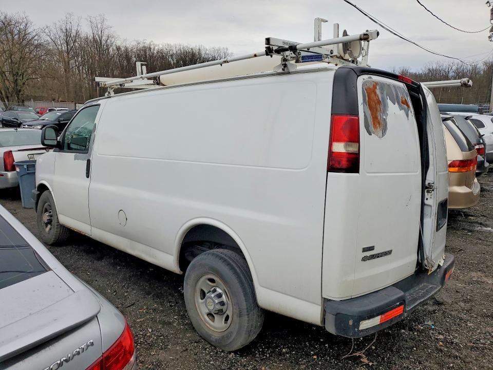 2010 Chev Rolet Express 2500 Utility / Service van