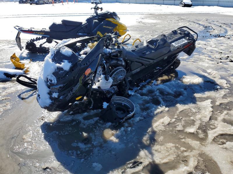 2025 Skidoo MXZ X 129 850 E