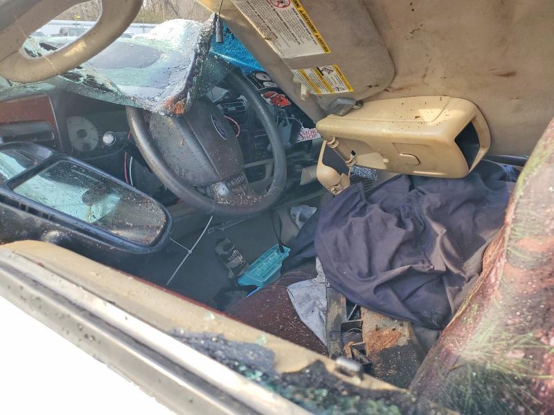 2006 Ford F350 Super Duty Flatbed Truck