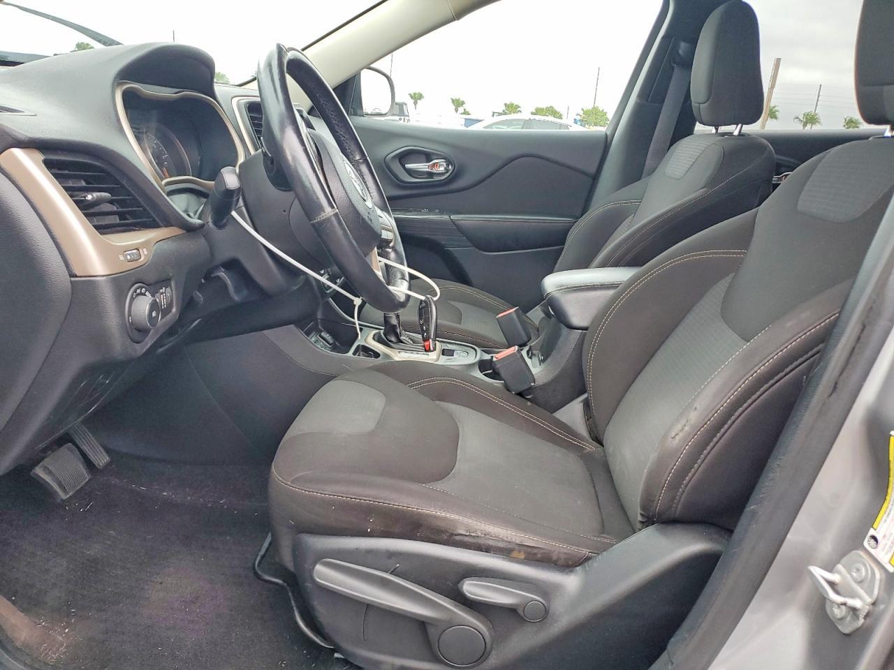 2017 Jeep Cherokee Latitude