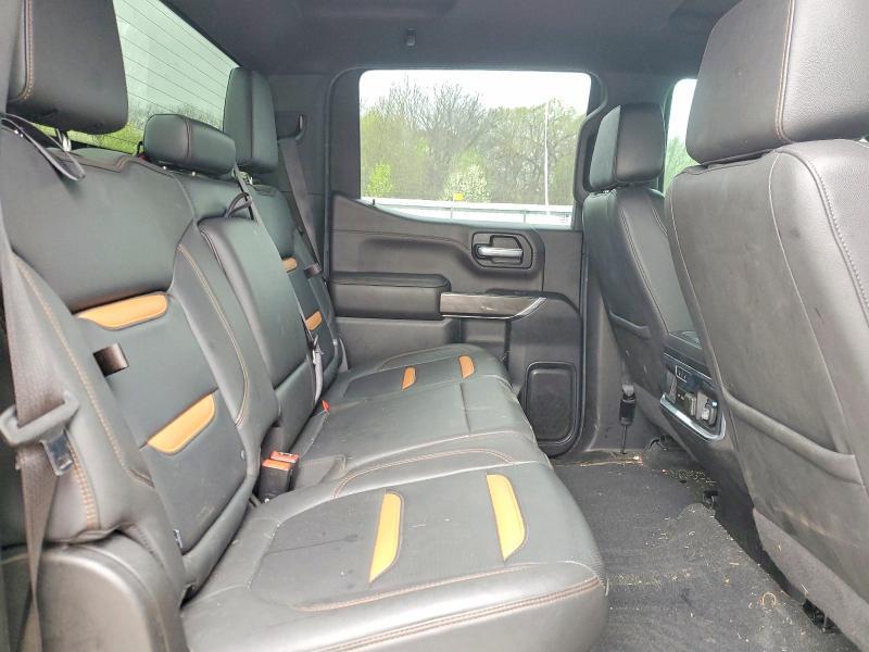 2021 GMC Sierra K1500 AT4