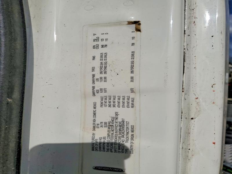 2019 Freightliner Cascadia 126 Semi Truck