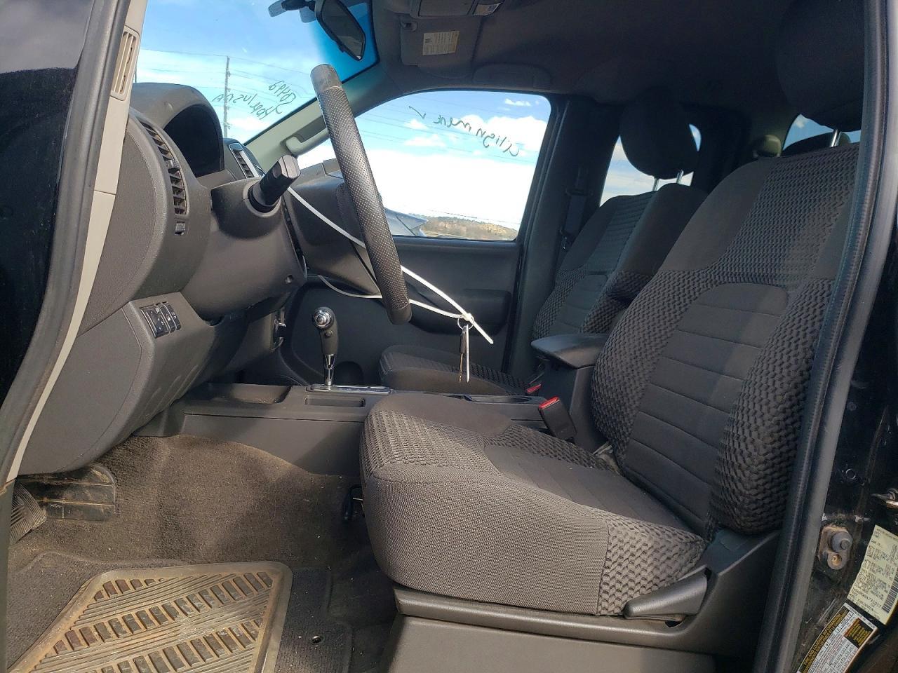 2014 Nissan Frontier SV V6