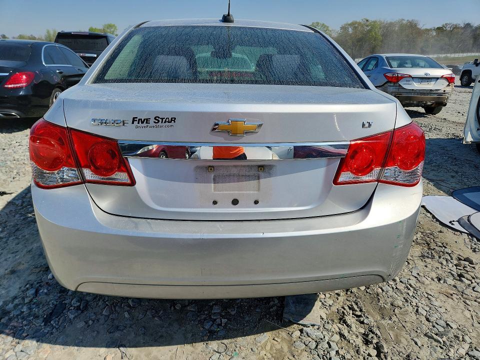 2015 Chevrolet Cruze 4D 1LT