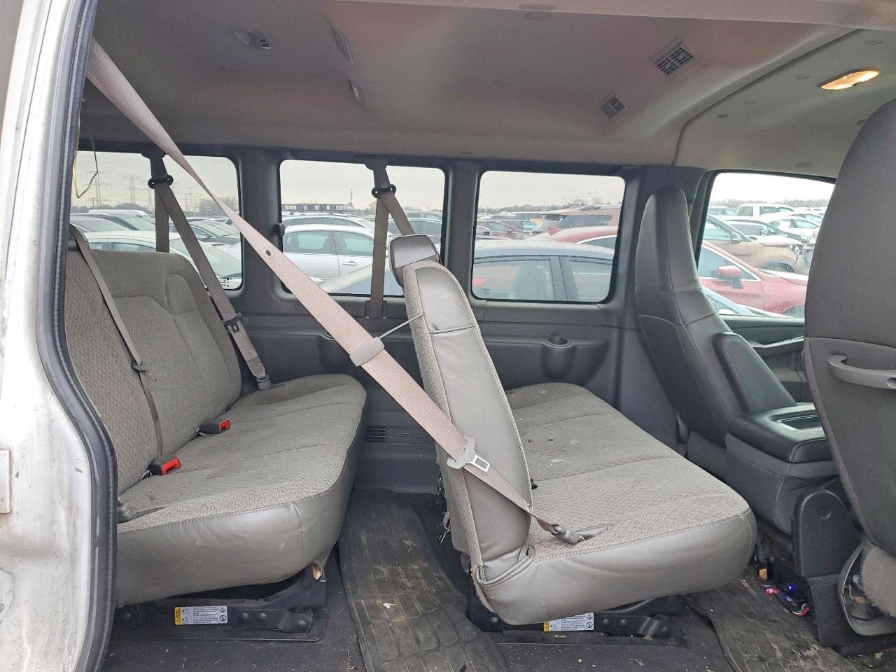 2020 Chevrolet Express G3500 LT