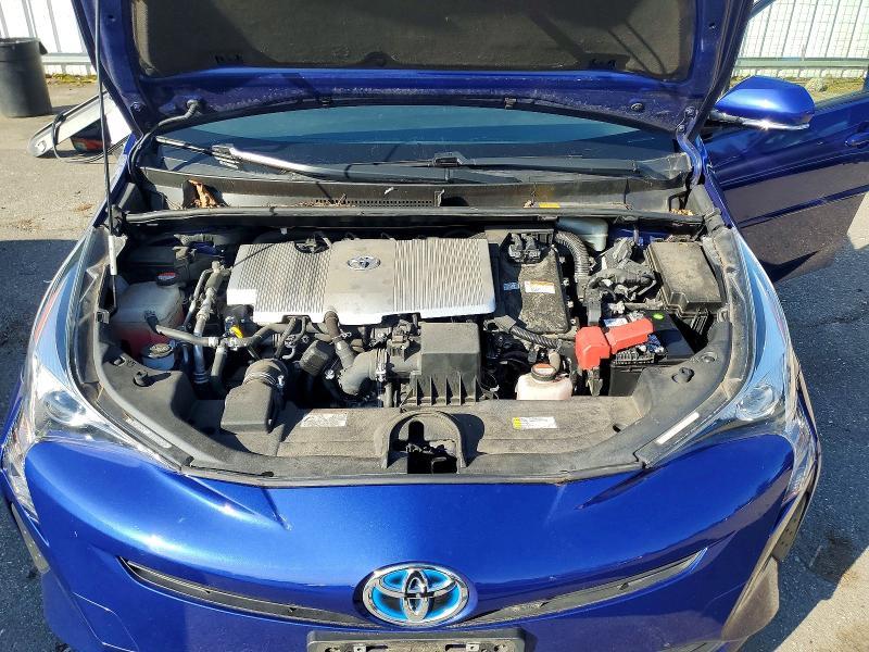 2016 Toyota Prius Three