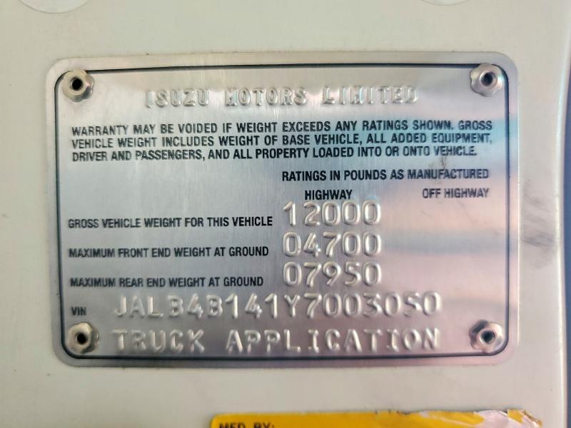 2000 Isuzu Npr box Truck