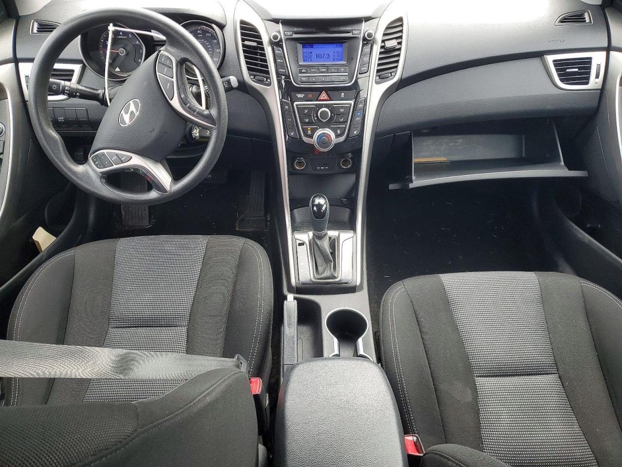 2013 Hyundai Elantra gt Base