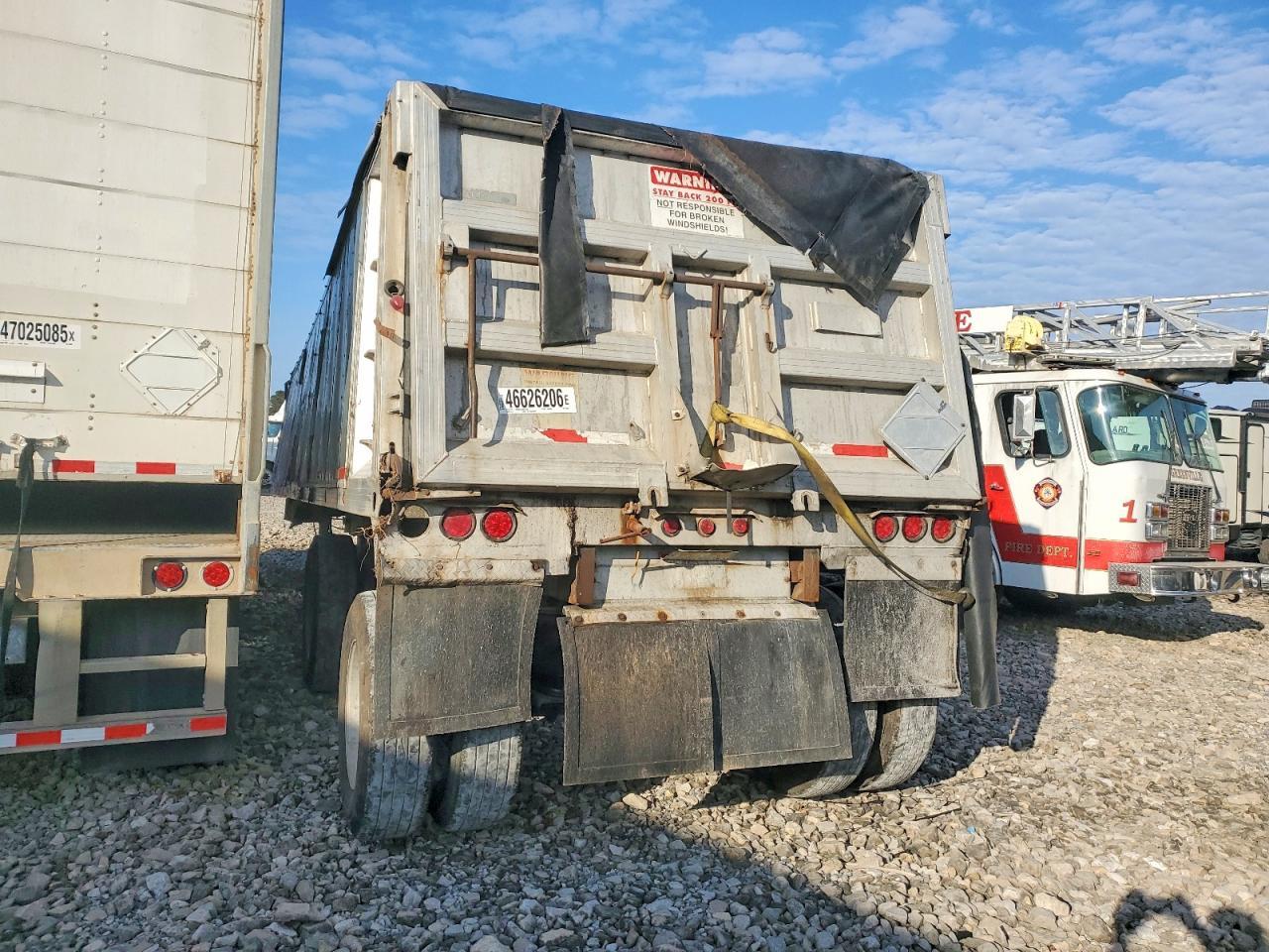 1996 Travis Body END Dump Trailer