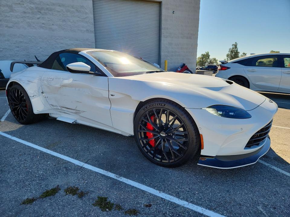 2023 Aston Martin Vantage