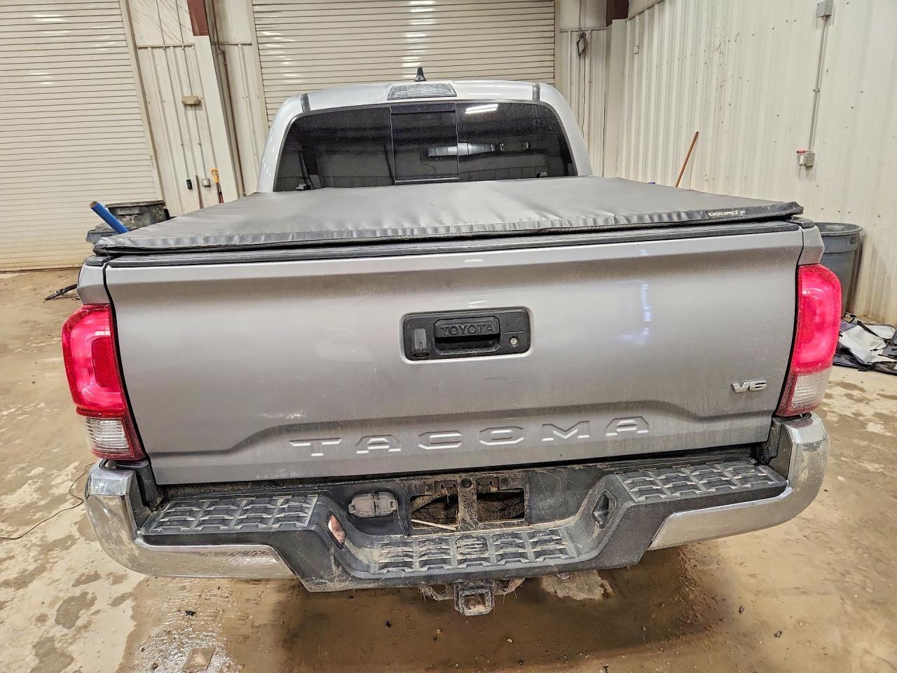 2020 Toyota Tacoma SR5 V6