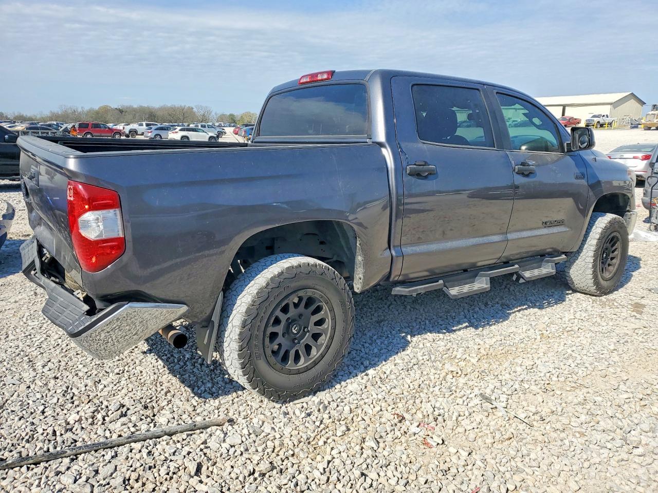 2019 Toyota Tundra SR5