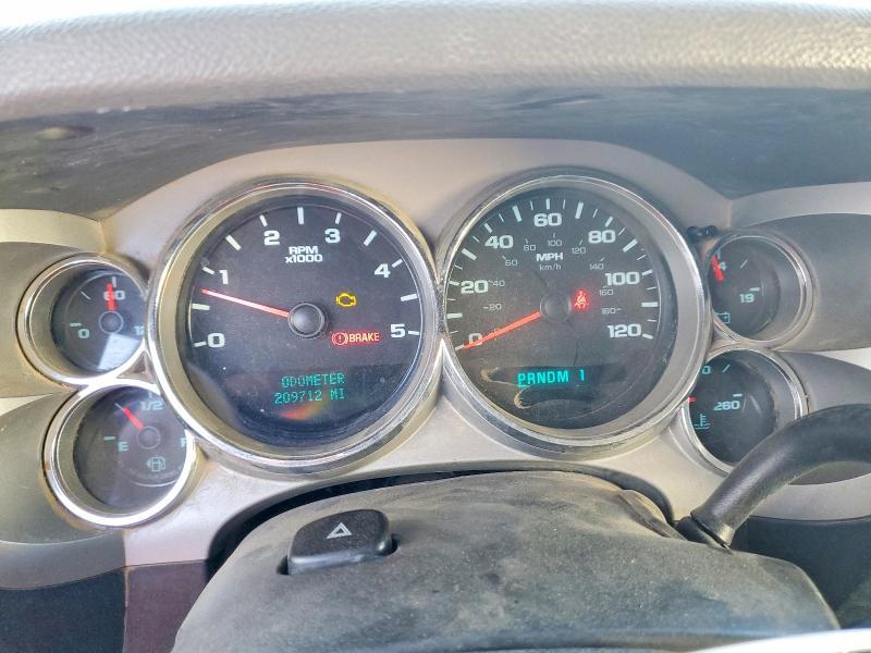 2008 Chev Rolet Silverado Flatbed Truck