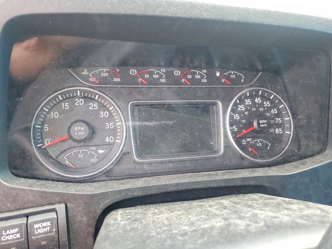 2023 International MV607 BOX Truck