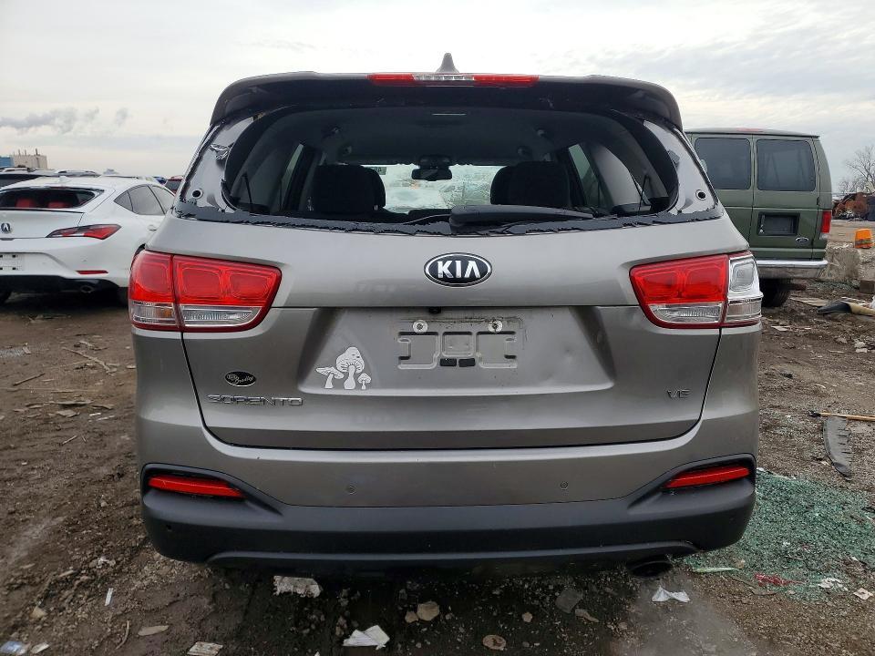 2018 KIA Sorento lx V6