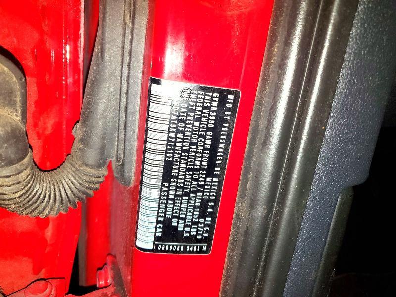 2019 Volkswagen Beetle s