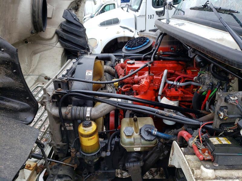 2011 Freigliner 2011 Freightliner Business Class M2 Refrigerated B