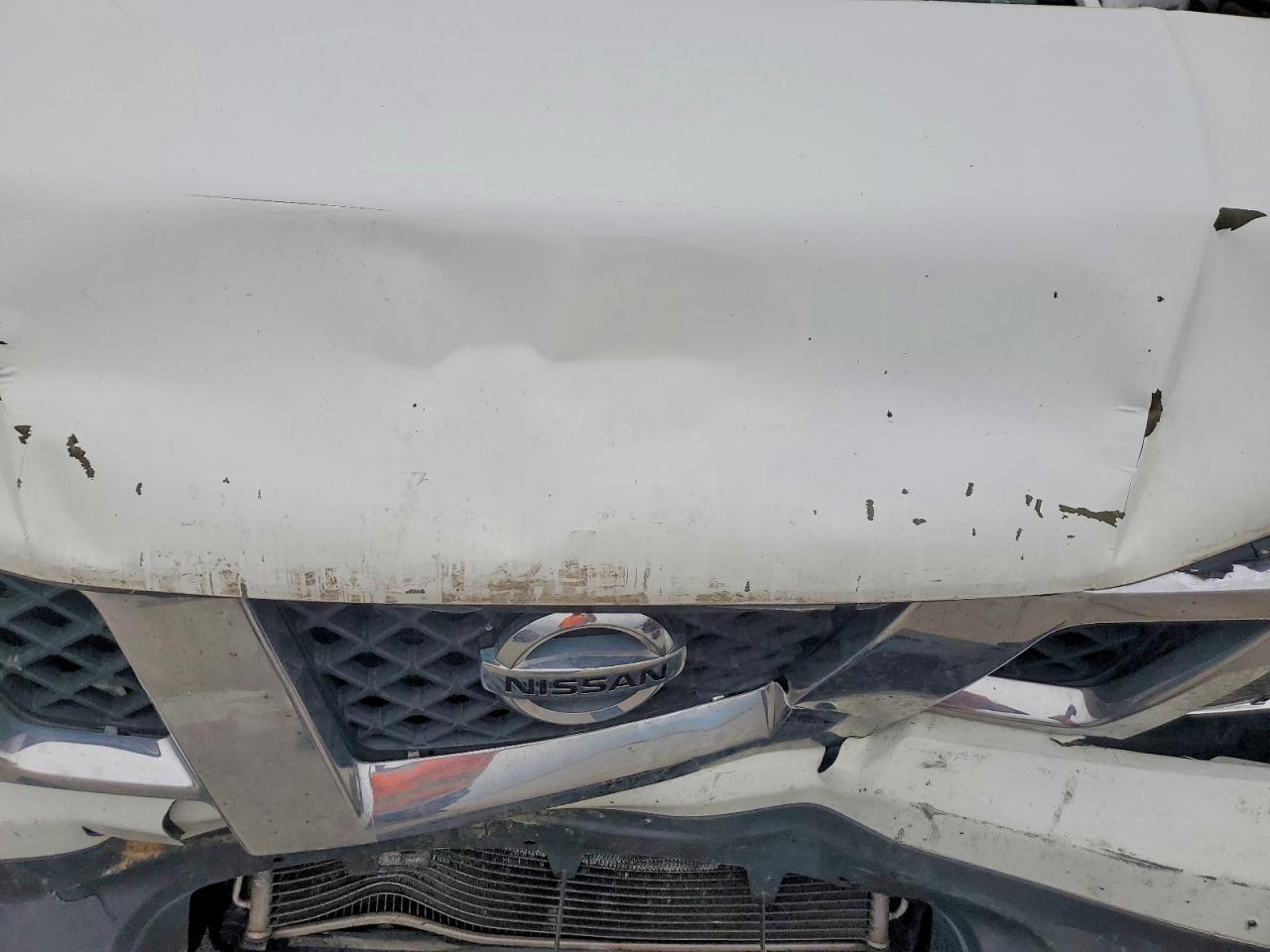 2016 Nissan Frontier s