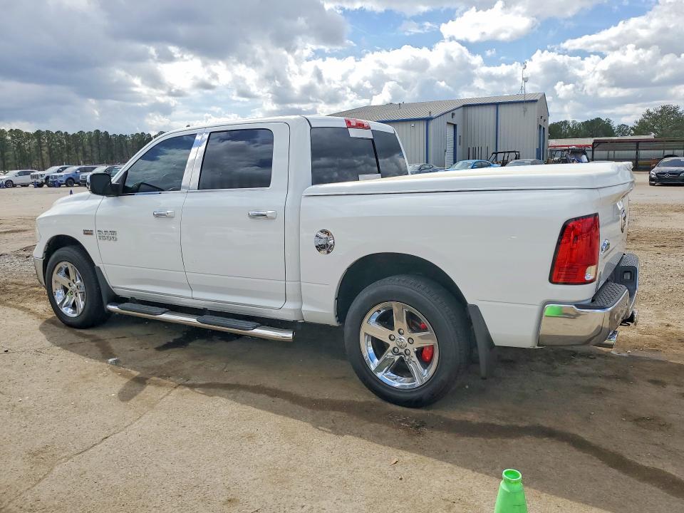 2016 Ram Trucks 1500 slt