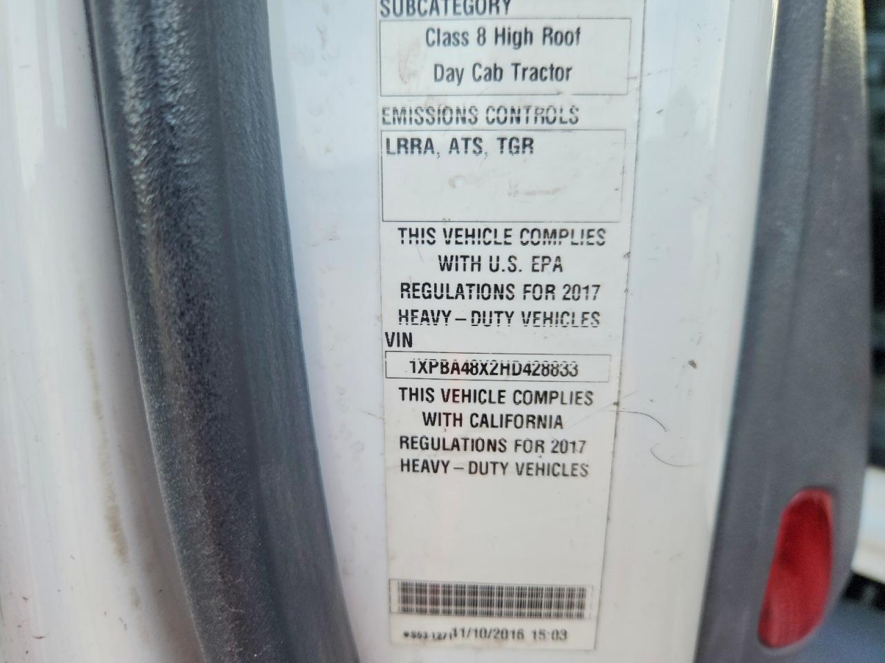 2017 Peterbilt 579 Semi Truck