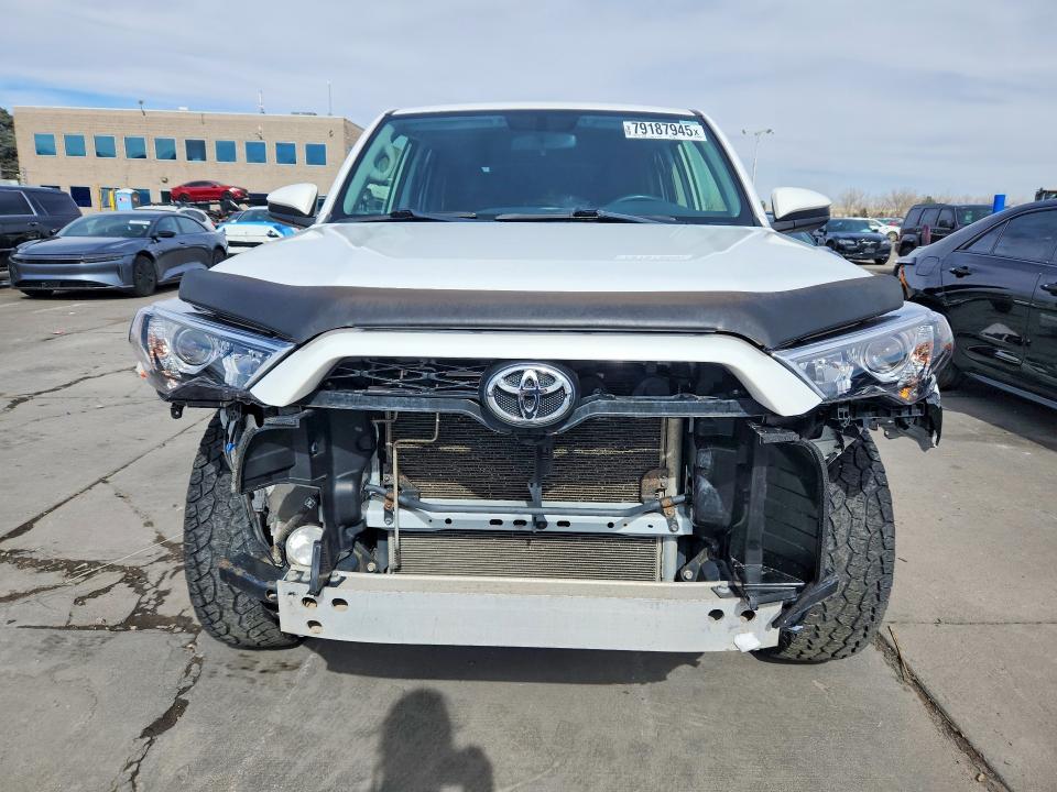 2016 Toyota 4runner SR5