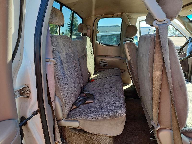 2002 Toyota Tundra SR5 V8