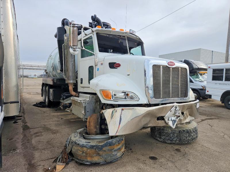 2012 Peterbilt 348 Vacuum Truck