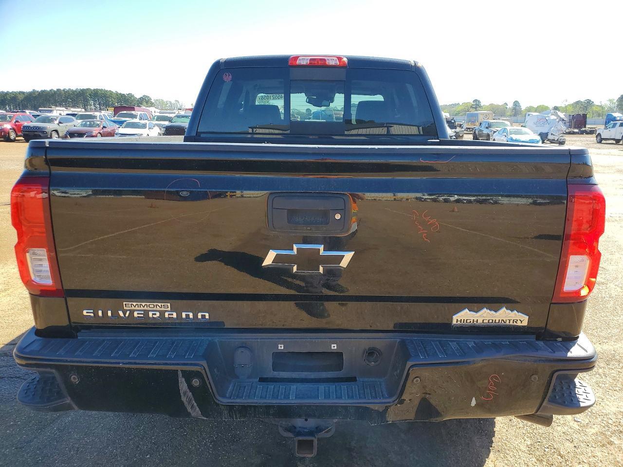 2017 Chevrolet Silverado K1500 High Country