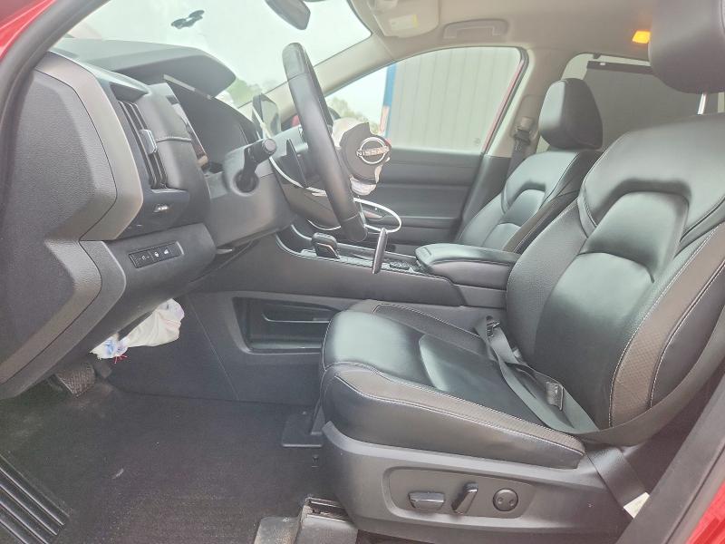 2023 Nissan Pathfinder sl