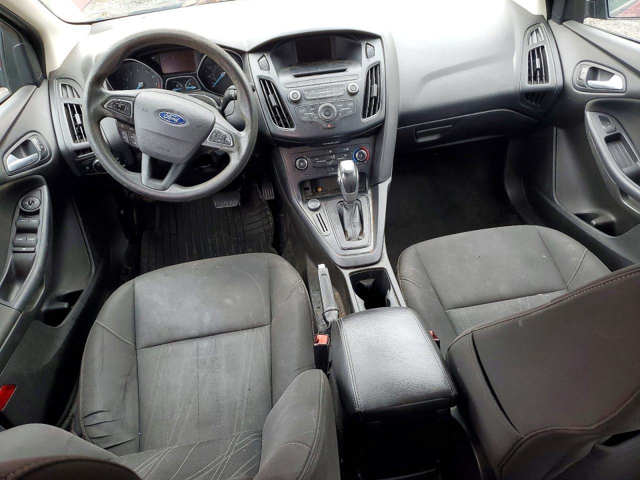 2016 Ford Focus se