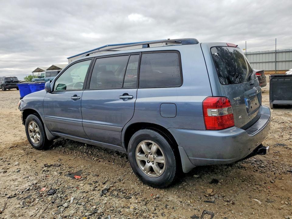 2005 Toyota Highlander Base