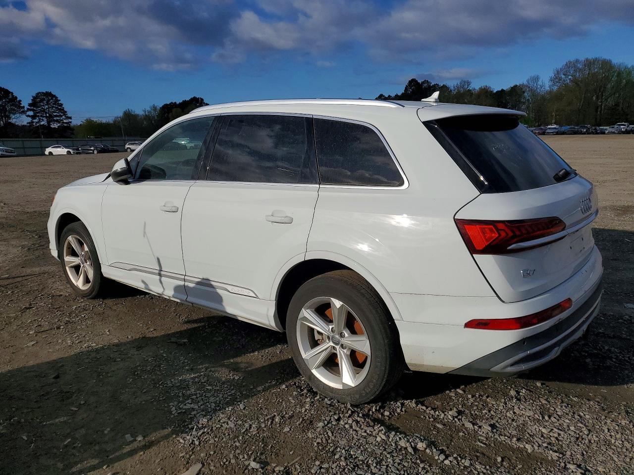 2020 Audi Q7 Premium