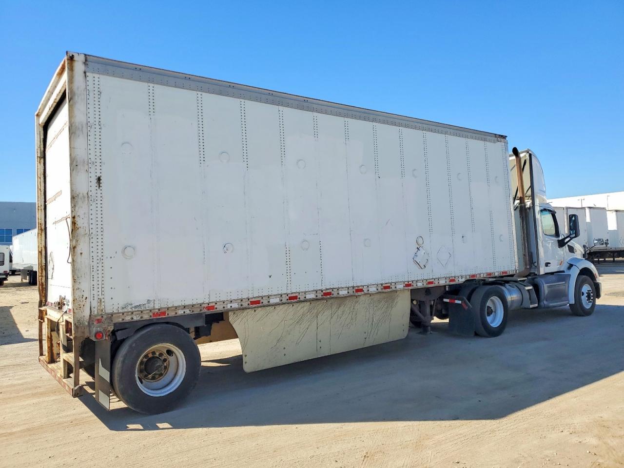 2017 Peterbilt 579