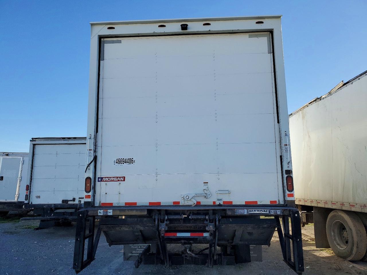 2019 Ford F750 Super Duty BOX Truck