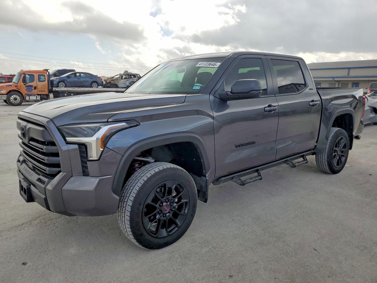 2024 Toyota Tundra SR5-4X4
