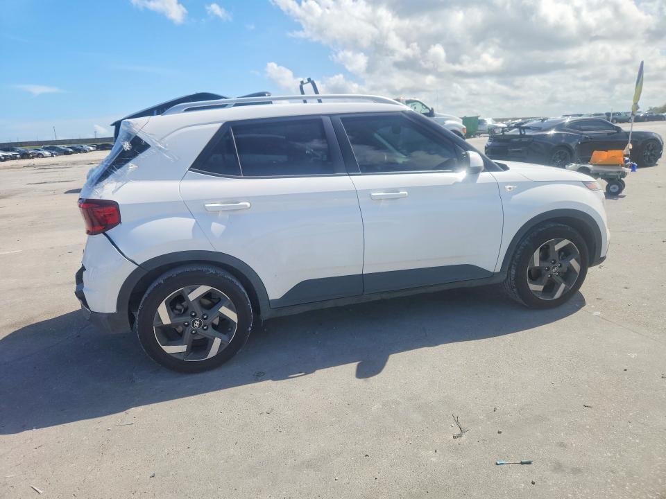 2023 Hyundai Venue sel