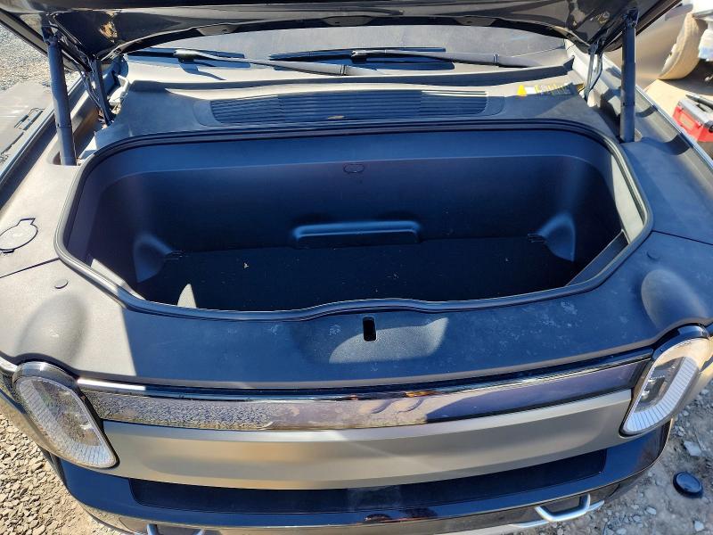 2024 Rivian R1S Adventure