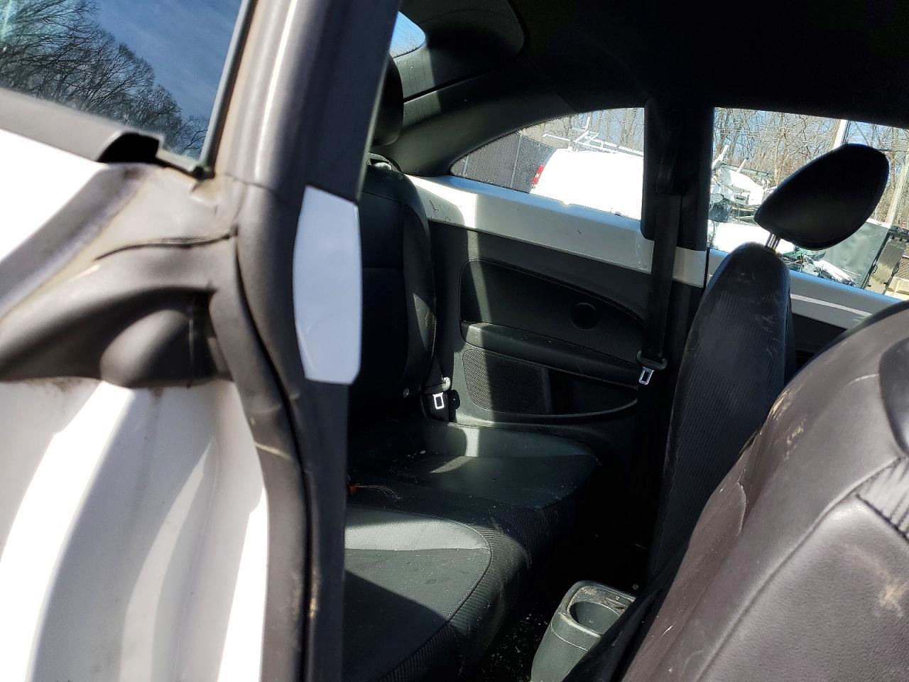 2012 Volkswagen Beetle