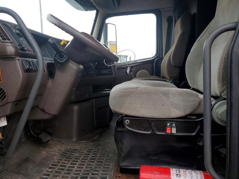 2016 Volvo VNL Semi Truck