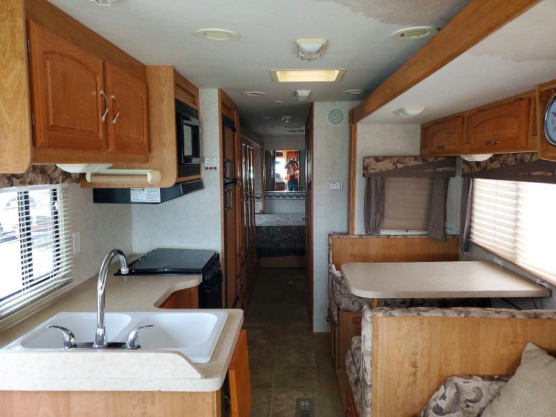 2005 Georgetown 2005 Pursuit RV